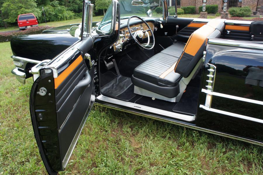  Packard Caribbean Convertible 1956 года  (фото 9 из 22)